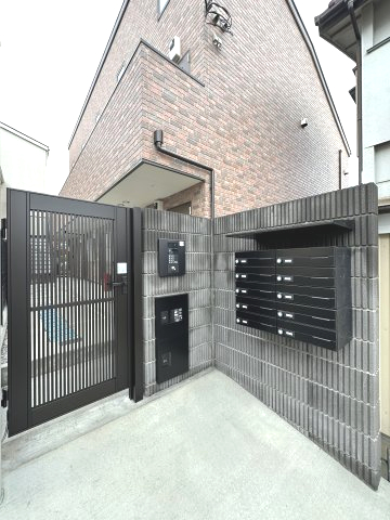 ベイルーム湘南台103号室 エントランス