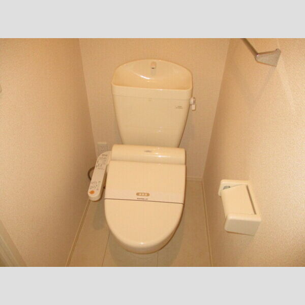 イーグレット　D105号室 トイレ　温水洗浄暖房便座