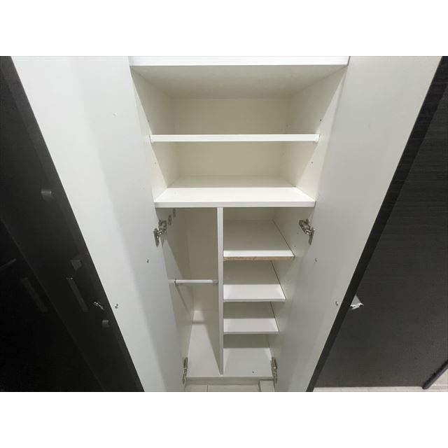 プレミアムキューブ新中野701号室 シューズボックス