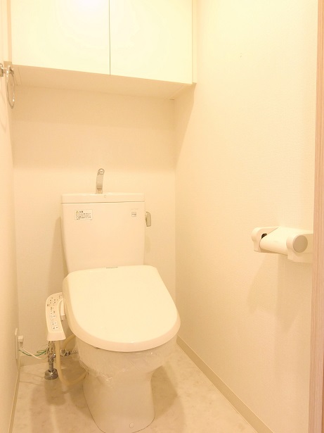 プラウドフラット代々木上原502号室 トイレ