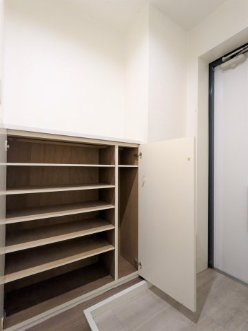 ユーコート南与野103号室 収納