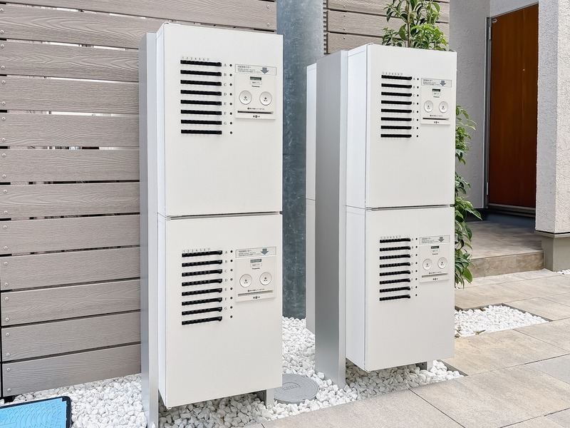 カーサ・ソンリエンテ1階 宅配ボックス