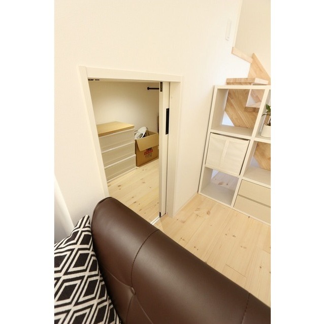 Ｍａｉｓｏｎ　ｄｅ　ｌａ　ｐｌａｇｅ202号室 ロフト下収納