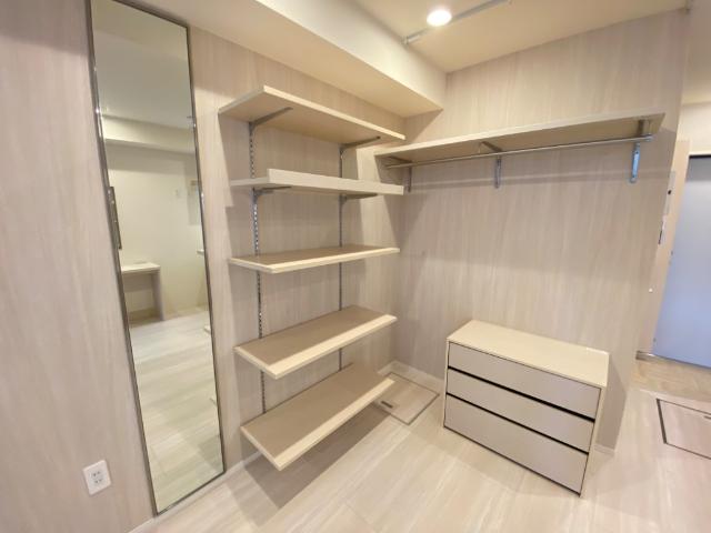 オータムスイート103号室 収納
