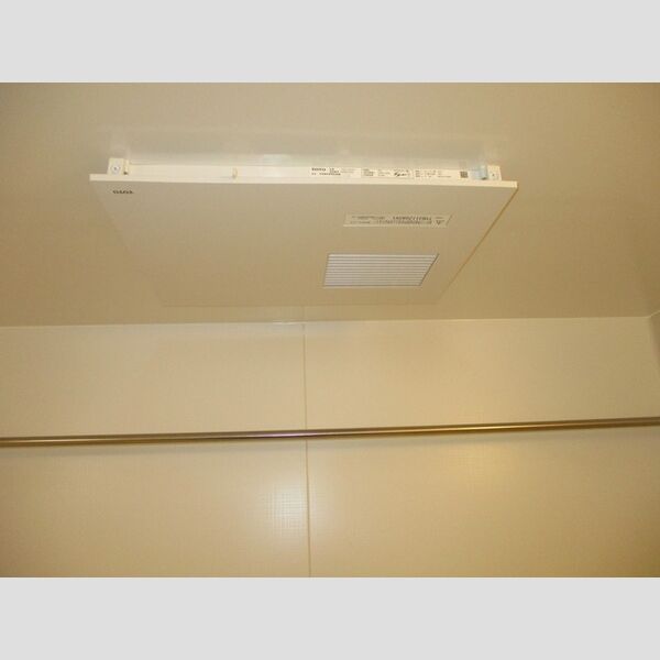 Stella203号室 浴室換気乾燥機