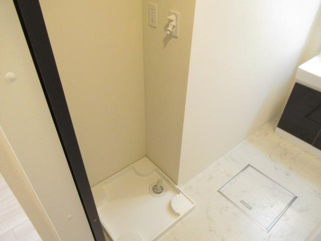 メゾン・ド・ルナ 室内洗濯機置き場