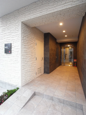 リブリ・アウスレーゼIGK4階 エントランス