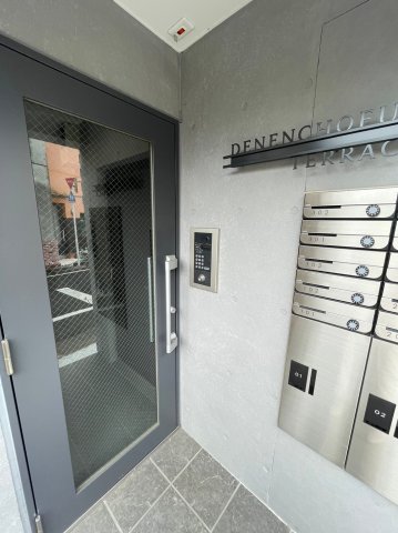 DENENCHOFU　TERRACE201号室 同建物別部屋の参考画像