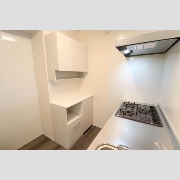 メゾン真砂307号室 キッチン棚