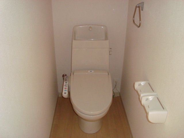 ティアラ・ビバ シャワー付トイレ