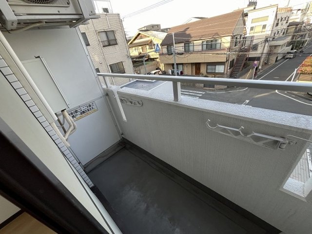 ラフィネ西荻3階 バルコニー