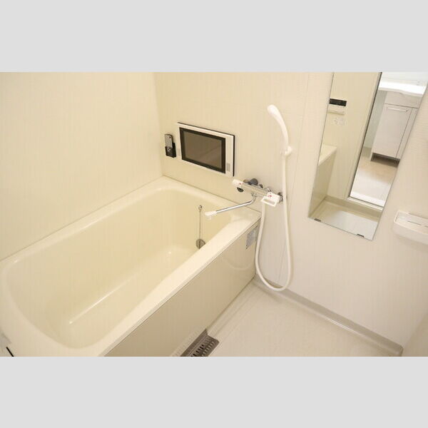 アイピジョン101号室 ユニットバス