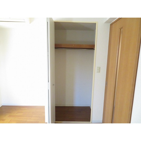 ノーザンハウス0104号室 クローゼット