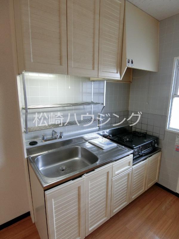 メゾン・ド・ファミール キッチン