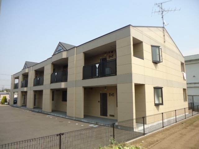 フィールドハイツ 外観写真（昼）