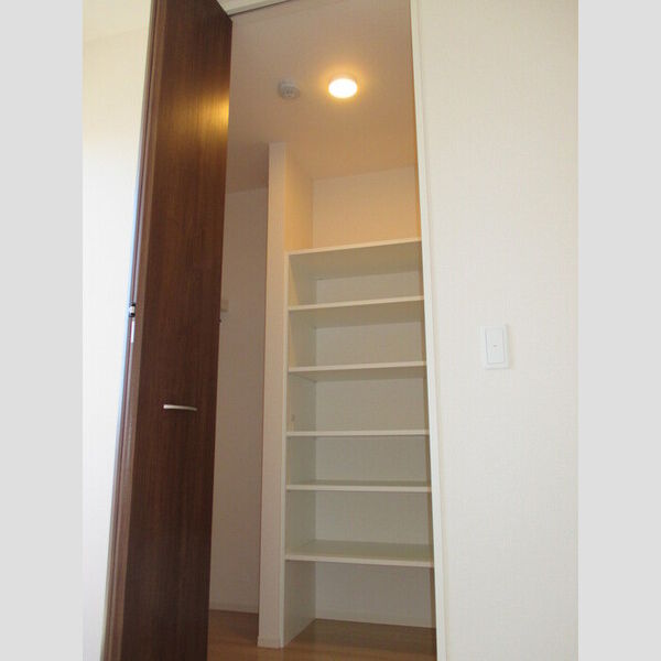 フィオーレ ウォークインクローゼット