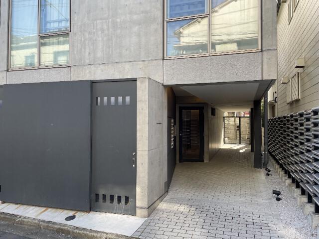 CREAL桜台2階 エントランス