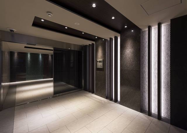 ガーラ・ヴィスタ練馬1階 格調高くデザインされたエントランス空間