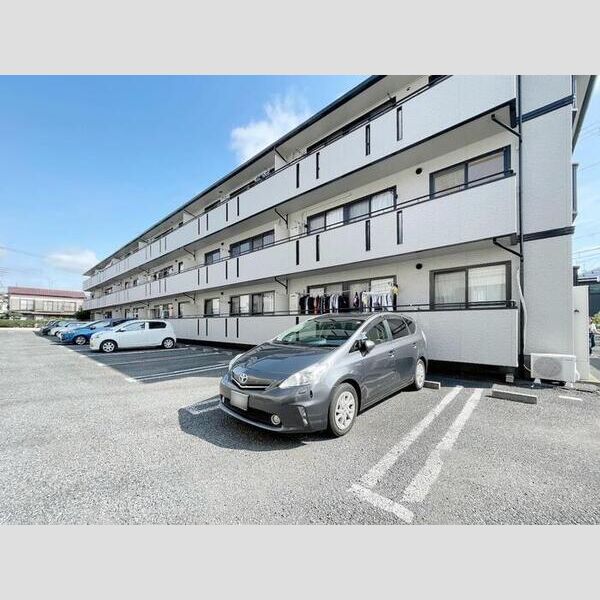 ヴァンベール冨士 駐車場