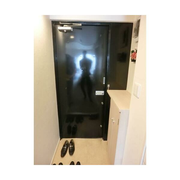 氷川アネックス2号館 玄関