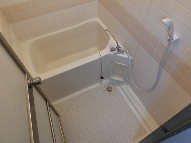 ファミーユ葛西0107号室 お風呂