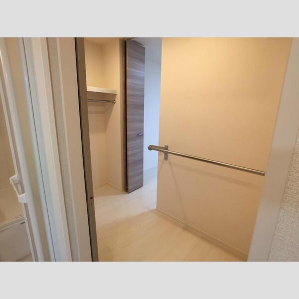 ロイジェントパークス レイクタウン Ⅱ　F 収納