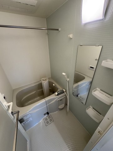 サンストリア0101号室 同じ間取り、反転タイプの別部屋お部屋の写真です。