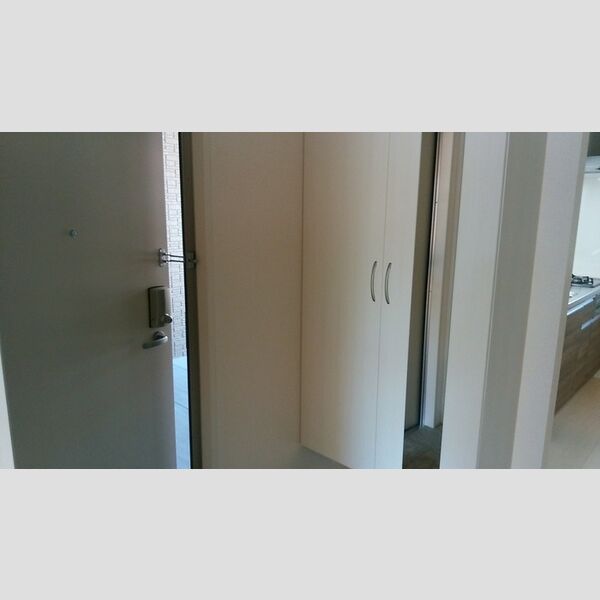 オーカー・ボア201号室 玄関