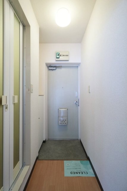 サンシャイン武蔵野2階 玄関