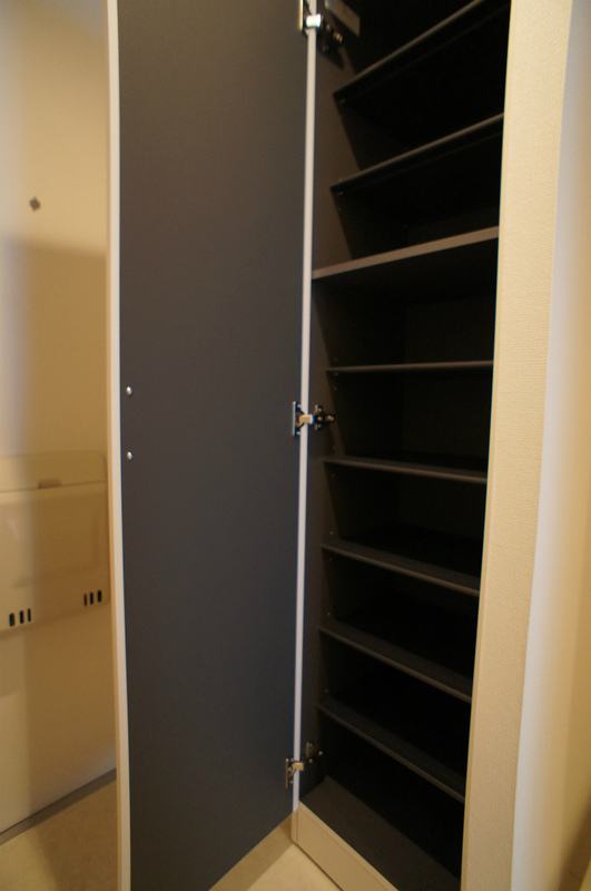 リブリ・Blanc 収納