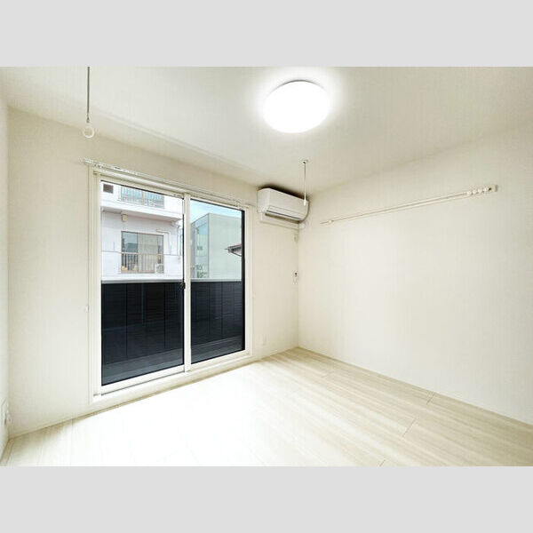 クライン202号室 洋室