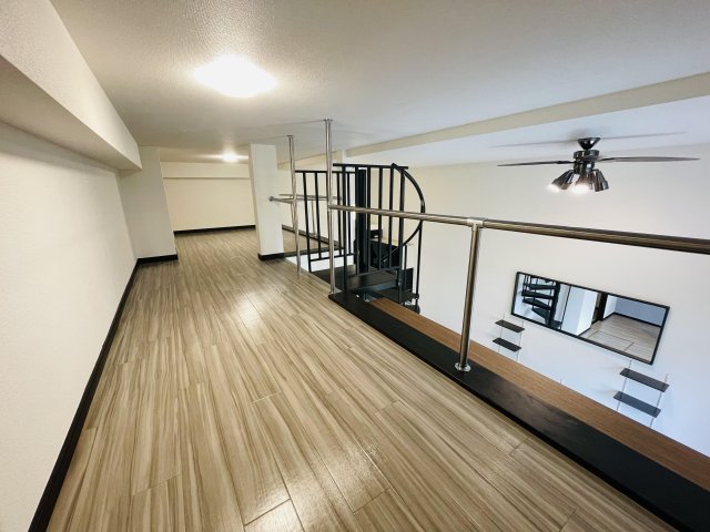 ティアラ浦安A205号室 内観