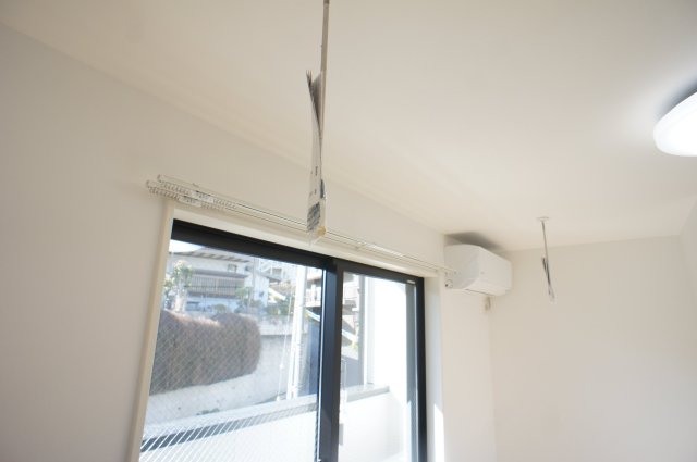 クオーレ田喜野井0303号室 室内物干し