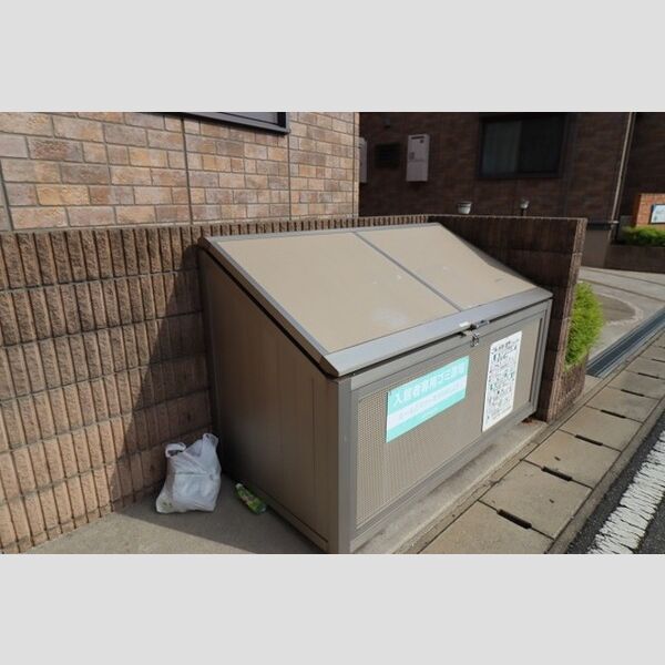 ベルツリー　A ゴミ箱