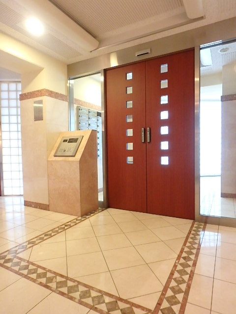 ガーラ文京本郷台2階 エントランス