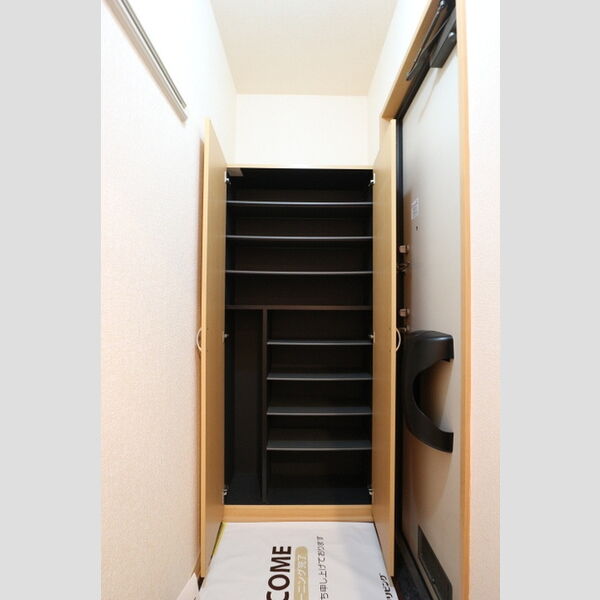 ヴィラ・エスペランサ シューズボックス