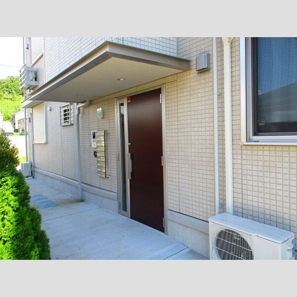 コートフォレスタ　A エントランス