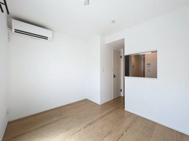 ソルナクレイシア巣鴨2階 リビング