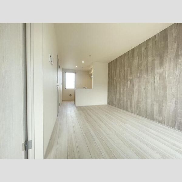 リーブルファイン武蔵村山大南203号室 リビング