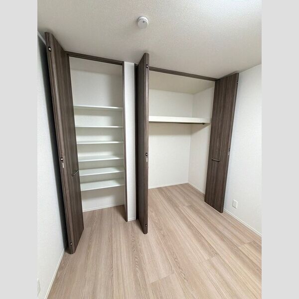 ゼラニウム湘南台202号室 クローゼット　収納