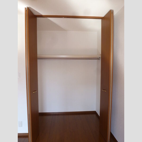 オーククレスト　Ⅰ/Ⅱ/Ⅲ/Ⅳ/Ⅴ/ⅥⅣ102号室 同建物別部屋の参考画像