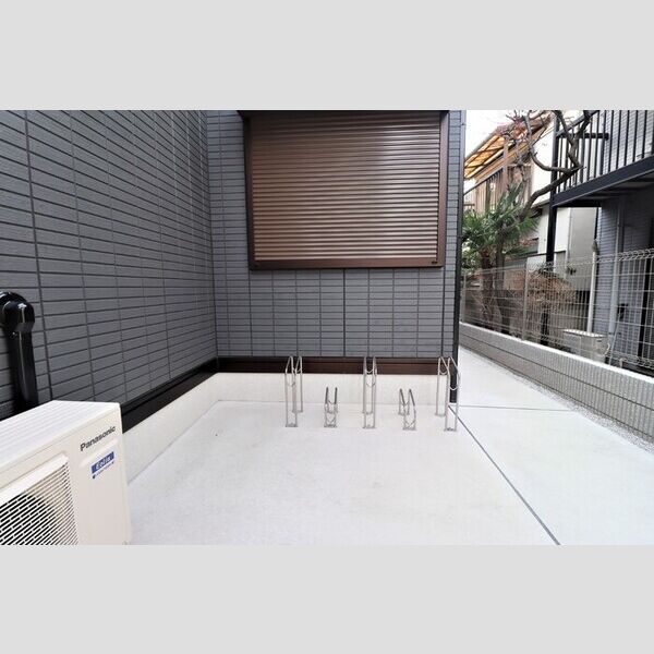 セレスティア中台Ⅱ 駐輪場