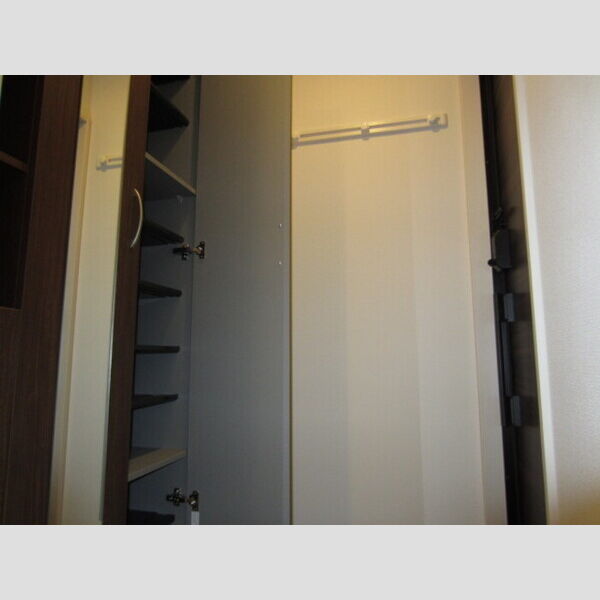 メルディア・エルユ ★大型シューズボックス★