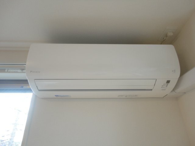 Ｂｌａｎｃ・Ｌｅｙｓｉｎ（ブラン・レザン） エアコン１台