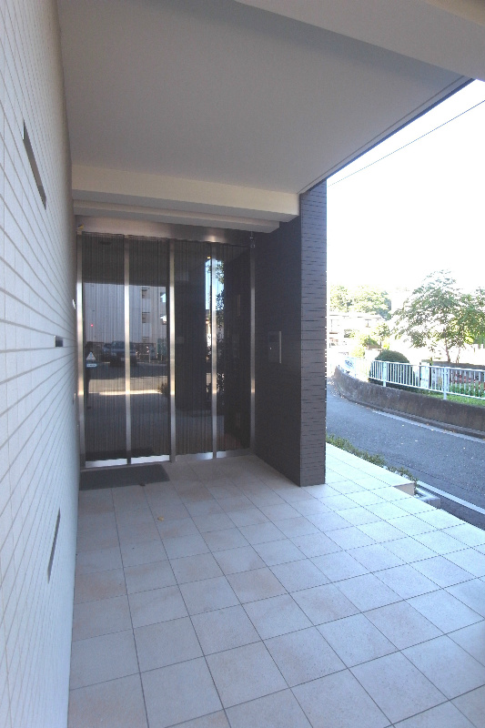 ルシェリオ4階 エントランス