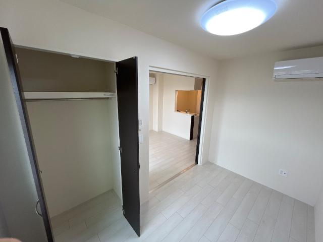 アジュール207号室 洋室