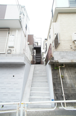 Casa Ponte 山王台1階 エントランス