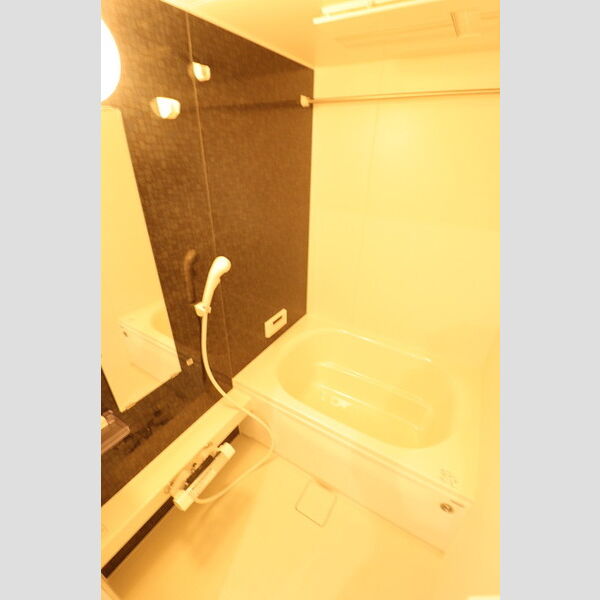 D-comodo深大寺北町301号室 浴室