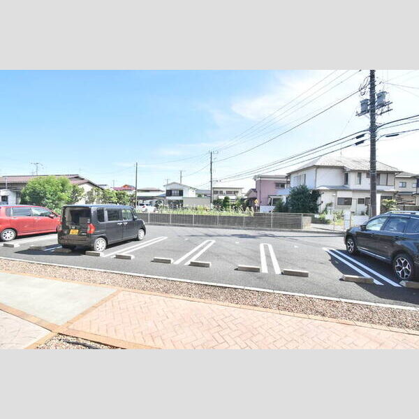 サンフローラ　A棟 駐車場