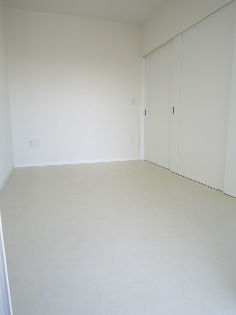 リヴァージュ湘南茅ヶ崎0501号室 寝室